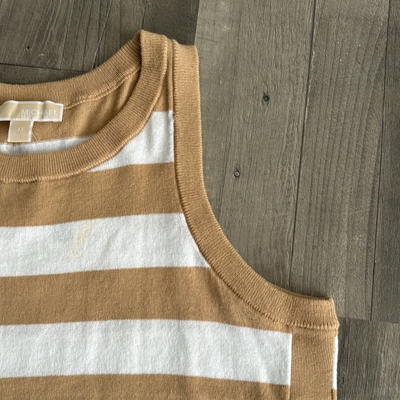 MICHAEL KORS WOMENS STRIPPED KNIT TANK TOP. CREW NECK.  Medium, khaki/white - Picture 7 of 12